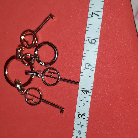 Henri bendel 3 key Heart Charm Keychain Keyring - Picture 10 of 10